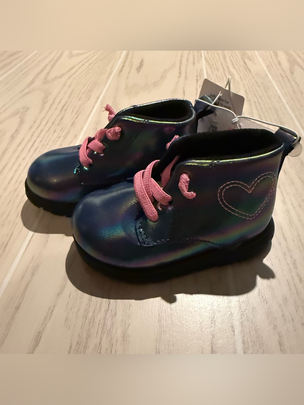 Carter’s Toddler Girls Iridescent Navy Pink Lace Heart Boots Size 4 NWT